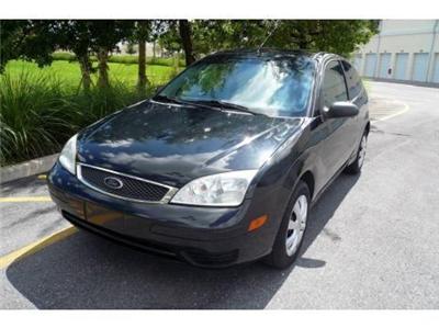 Used Ford Focus 2005 : $5299