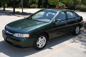 Used Nissan Altima 2000 : $5600