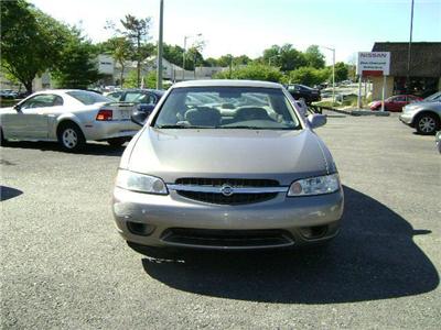 Used Nissan Altima 2000 : $5600