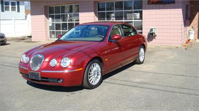 Used Jaguar SType 2006 : $15900