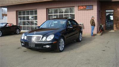 Used Mercedes-Benz EClass 2008 : $28000