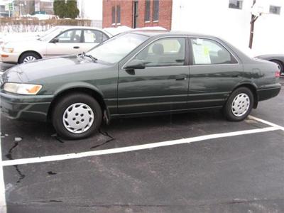Used Toyota Camry 1999 : $4690