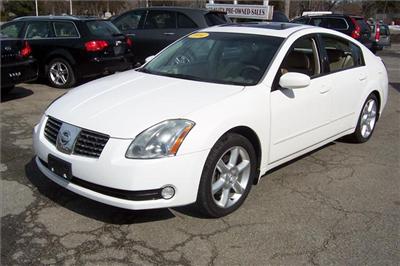 Used Nissan Maxima 2004 : $11900