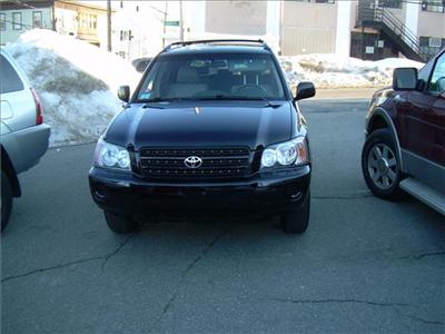 Used Toyota Highlander 2002 : $10995