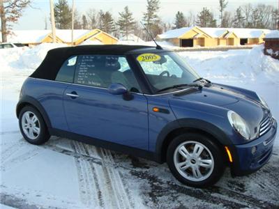 Used Mini Cooper 2005 : $14995