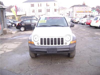 Used Jeep Liberty 2007 : $10650