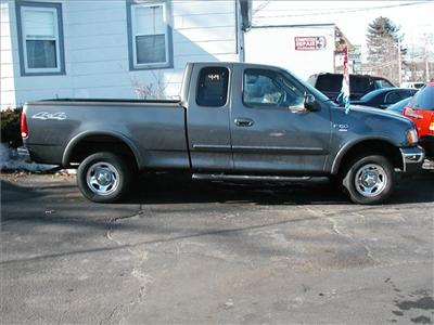 Used Ford F150 2003 : $10200
