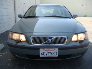 used Volvo V70 2.4 2004 : $9999