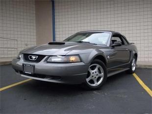 used Ford Mustang Premium 2003 : $6999