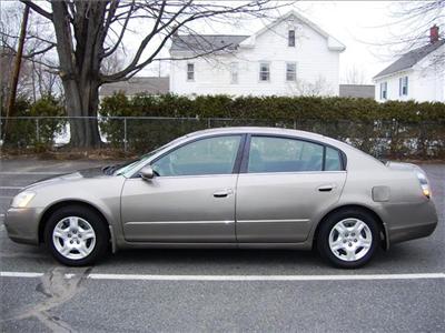 Used Nissan Altima 2002 : $6450