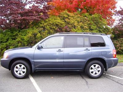 Used Toyota Highlander 2003 : $11900