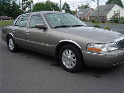 Used Mercury GrandMarquis 2004 : $9995