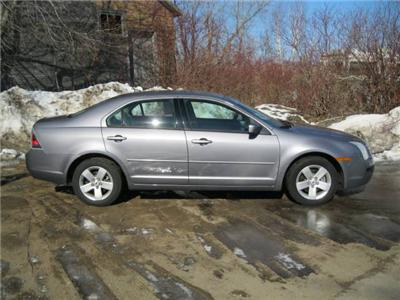Used Ford Fusion 2007 : $10995