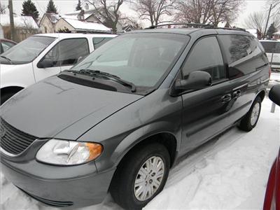 Used Chrysler TownandCountry 2005 : $5500