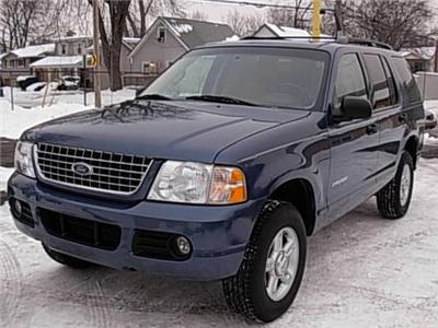 Used Ford Explorer 2004 : $7900