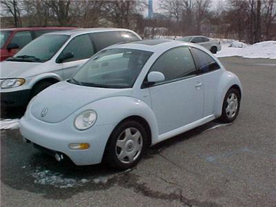 Used Volkswagen NewBeetle 2000 : $5395