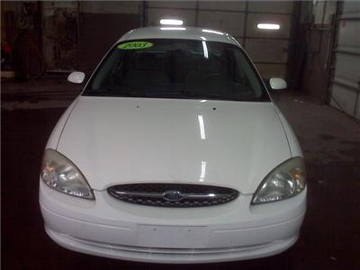 Used Ford Taurus 2003 : $4500