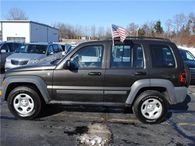 Used Jeep Liberty 2005 : $10987