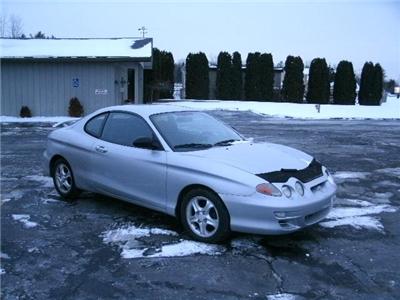 Used Hyundai Tiburon 2001 : $1950