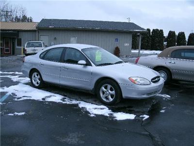 Used Ford Taurus 2001 : $3900