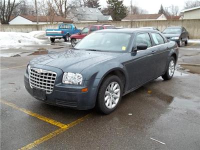 Used Chrysler 300 2008 : $0