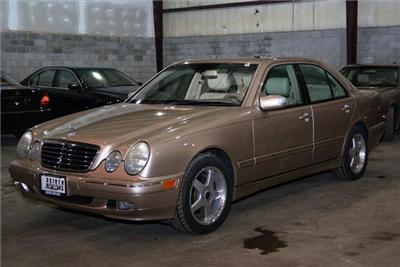 Used Mercedes-Benz EClass 2001 : $9995