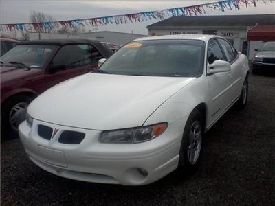 Used Pontiac GrandPrix 2003 : $4495