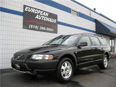 Used Volvo V70XC 2001 : $6350