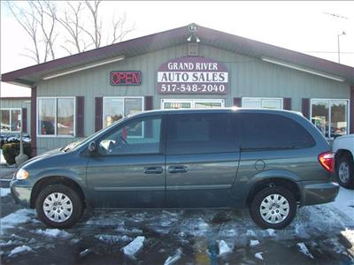 Used Chrysler TownandCountry 2007 : $10990