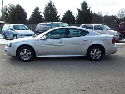 Used Pontiac GrandPrix 2004 : $6495
