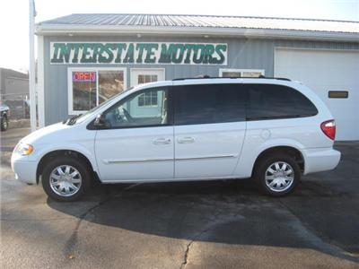 Used Chrysler TownandCountry 2006 : $12995