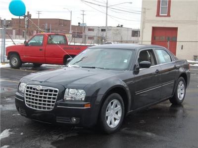 Used Chrysler 300 2005 : $0