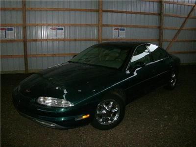 Used Oldsmobile Aurora 1999 : $3200