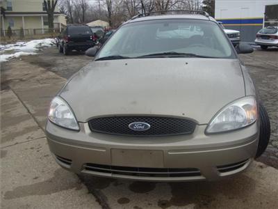 Used Ford Taurus 2004 : $3495