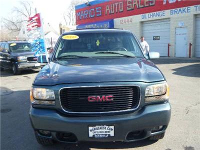 Used GMC YukonDenali 2000 : $0