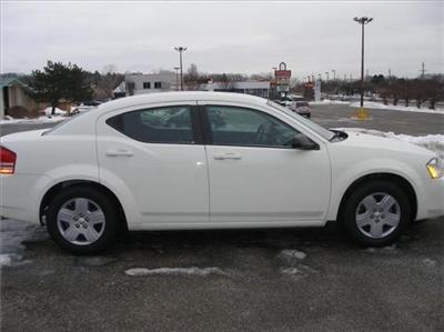 Used Dodge Avenger 2010 : $12990