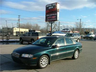 Used Volvo S80 1999 : $3900