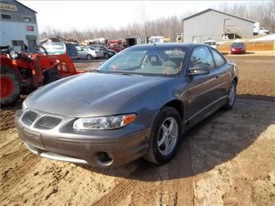 Used Pontiac GrandPrix 2000 : $5495