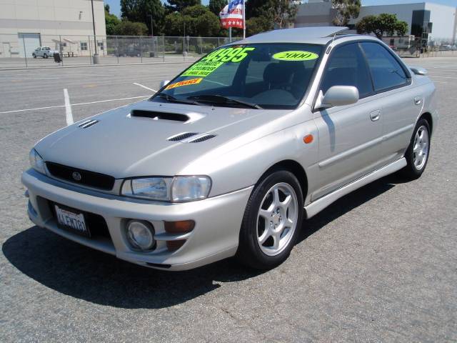 Used Subaru Impreza 2000 : $4995