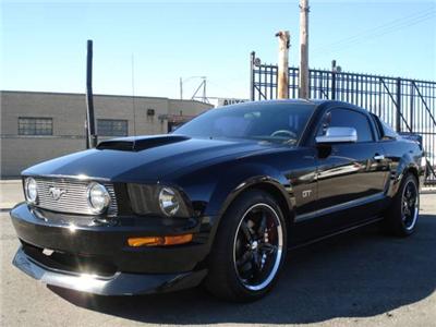 Used Ford Mustang 2005 : $15995