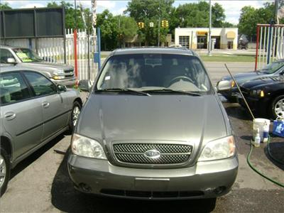 Used Kia Sedona 2005 : $5495
