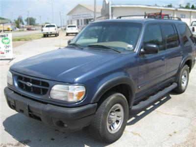 Used Ford Explorer 2000 : $3800