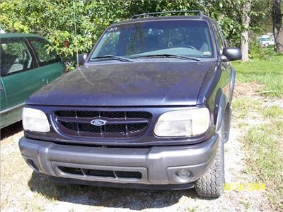 Used Ford Explorer 2000 : $2750