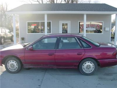 Used Ford Taurus 1998 : $2500