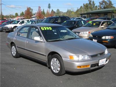 Used Honda Accord 1996 : $4981