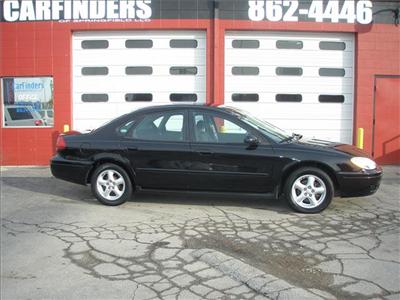 Used Ford Taurus 2004 : $4990