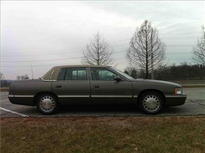 Used Cadillac Deville 1998 : $3400