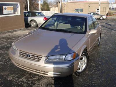 Used Toyota Camry 1997 : $2990
