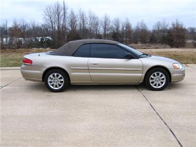 Used Chrysler Sebring 2004 : $7950