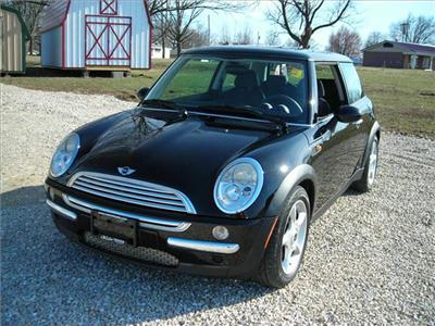 Used Mini Cooper 2004 : $9995